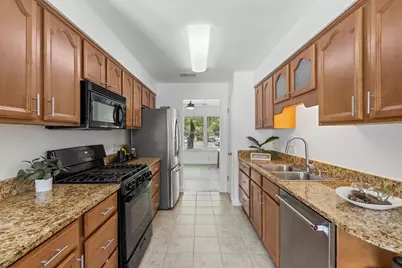 12101 Missel Thrush Court, Austin, TX 78750 - Photo 11