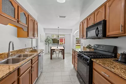 12101 Missel Thrush Court, Austin, TX 78750 - Photo 11