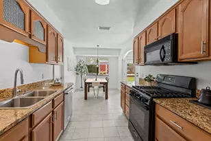 12101 Missel Thrush Ct, Austin, TX 78750 - Photo 11