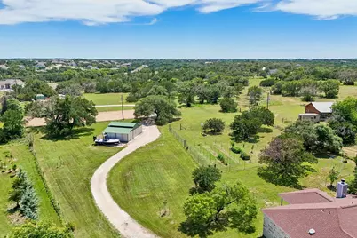 136 Thoroughbred Trace, Liberty Hill, TX 78642 - Photo 23