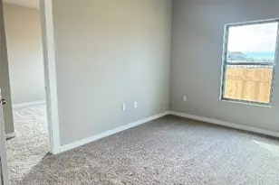 13613 Gray Landing Dr, Elgin, TX 78621 - Photo 17