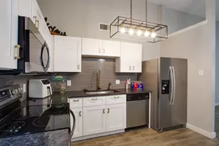 1015 E Yager Ln, Austin, TX 78753 - Photo 7