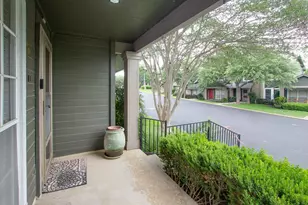 1015 E Yager Ln, Austin, TX 78753 - Photo 3