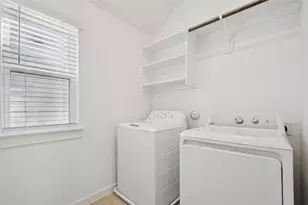 152 Hartson Dr, Taylor, TX 76574 - Photo 15