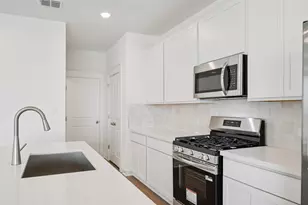 152 Hartson Dr, Taylor, TX 76574 - Photo 5