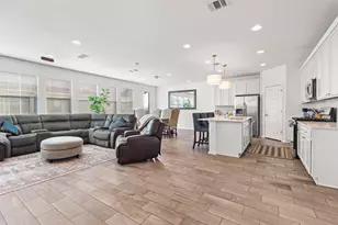 9107 Moonstone Dr, Austin, TX 78729 - Photo 9