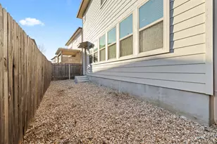 9107 Moonstone Dr, Austin, TX 78729 - Photo 29