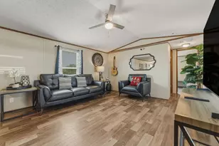 305 Blue Quail St, Dale, TX 78616 - Photo 9