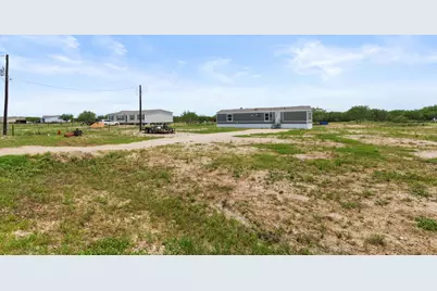 305 Blue Quail Street, Dale, TX 78616 - Photo 5