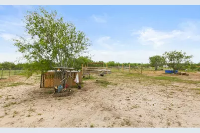 305 Blue Quail Street, Dale, TX 78616 - Photo 31
