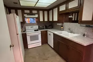 7506 Downridge Dr, Austin, TX 78731 - Photo 7