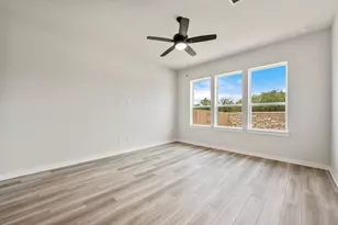 10720 Worth Ln, Manor, TX 78653 - Photo 31