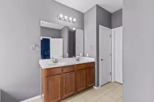 5709 Zachary Scott St, Austin, TX 78747 - Photo 15