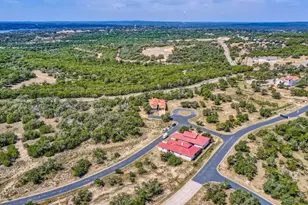 19129 Camelot Woods Cove, Lago Vista, TX 78645 - Photo 33