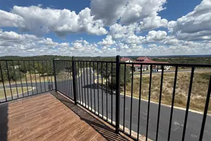 19129 Camelot Woods Cove, Lago Vista, TX 78645 - Photo 27