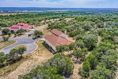 19129 Camelot Woods Cove, Lago Vista, TX 78645 - Photo 35