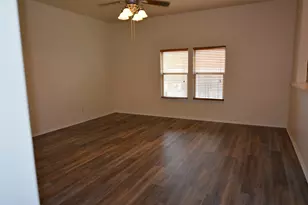 1303 Horseshoe Ranch Dr, Leander, TX 78641 - Photo 17