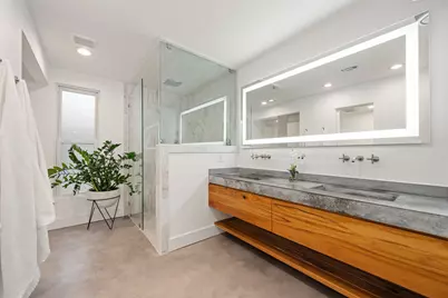 1813 Crooked Lane, Austin, TX 78741 - Photo 13