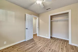205 Liverpool Dr, Austin, TX 78745 - Photo 7