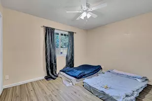 205 Liverpool Dr, Austin, TX 78745 - Photo 5