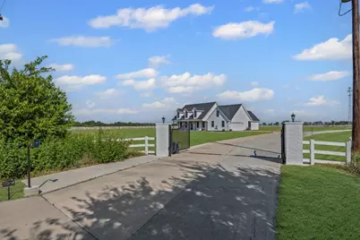 821 Silent Valley Road, Lockhart, TX 78644 - Photo 39