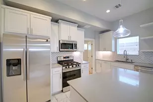 7600 Carver Ave, Austin, TX 78752 - Photo 17