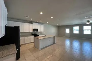 10901 Mickelson Dr, Austin, TX 78747 - Photo 5