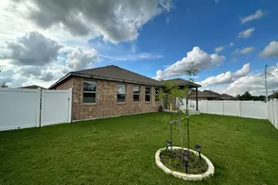 10901 Mickelson Dr, Austin, TX 78747 - Photo 23