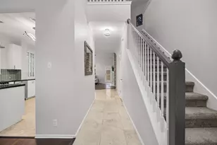 8610 Axis Dr, Austin, TX 78749 - Photo 7