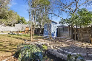 404 Seminole Dr, Austin, TX 78745 - Photo 33