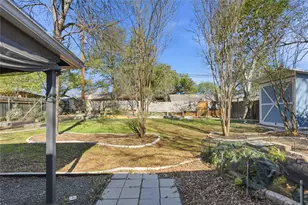 404 Seminole Dr, Austin, TX 78745 - Photo 35