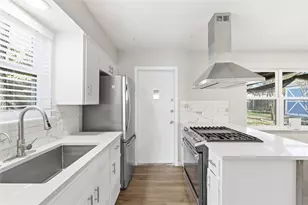 404 Seminole Dr, Austin, TX 78745 - Photo 13