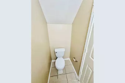 8814 Schick Road #D, Austin, TX 78729 - Photo 15