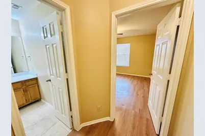 8814 Schick Road #D, Austin, TX 78729 - Photo 21