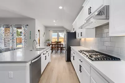 112 Bell Hill Drive, Dripping Springs, TX 78620 - Photo 9