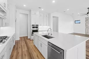 2844 Whalesong Wy, Leander, TX 78641 - Photo 9