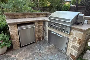 816 Stonewall Ridge Ln, Westlake, TX 78746 - Photo 5