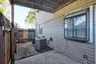 823 Taulbee Ln, Austin, TX 78757 - Photo 21
