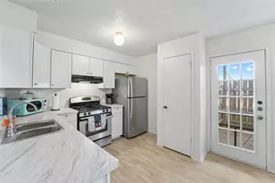 823 Taulbee Ln, Austin, TX 78757 - Photo 19