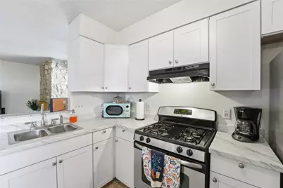 823 Taulbee Lane #A, Austin, TX 78757 - Photo 11