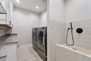 105 Golden Eagle, Horseshoe Bay, TX 78657 - Photo 33