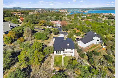 105 Golden Eagle, Horseshoe Bay, TX 78657 - Photo 5