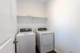 225 Clearlake Dr, Hutto, TX 78634 - Photo 3