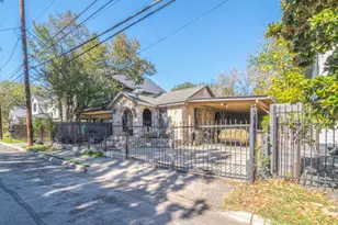 2406 Santa Maria St, Austin, TX 78702 - Photo 3