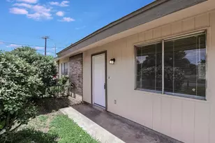 403 Janis, Georgetown, TX 78628 - Photo 3