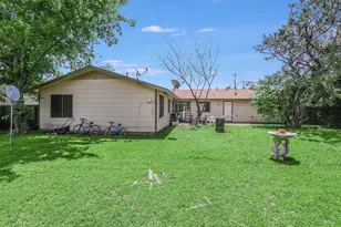 403 Janis, Georgetown, TX 78628 - Photo 19