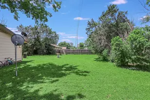 403 Janis, Georgetown, TX 78628 - Photo 19