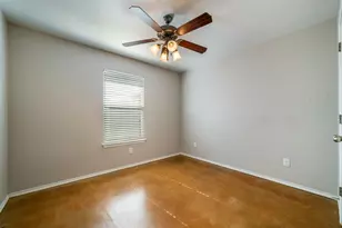 1237 Jefferson Ave, Seguin, TX 78155 - Photo 15