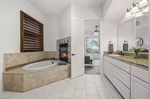 13601 Montview Dr, Austin, TX 78732 - Photo 17