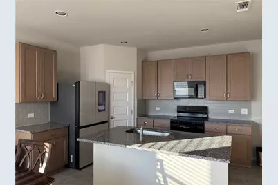 2713 Paragon Fox Drive, Pflugerville, TX 78660 - Photo 9